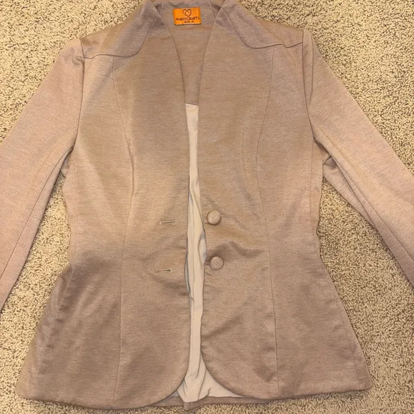 Elegant Tan Women's Blazer Size 4 - Image 3