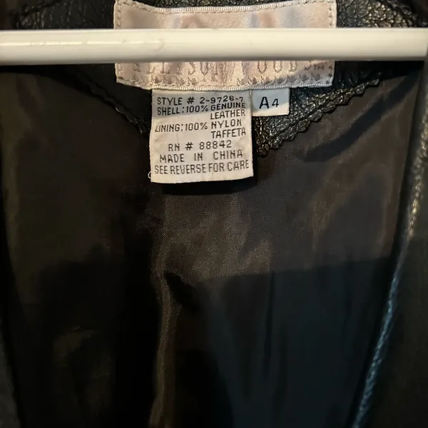 Black leather‎ floral trench coat VTG vintage Allison Woods beautiful detailing - Image 4