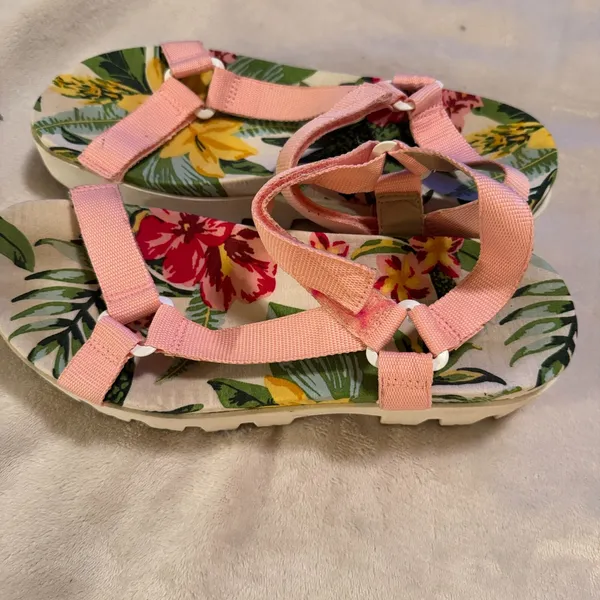 Charles David Pink Platform Chunky Sandals sz 7.5 strappy tropical beach - Image 2