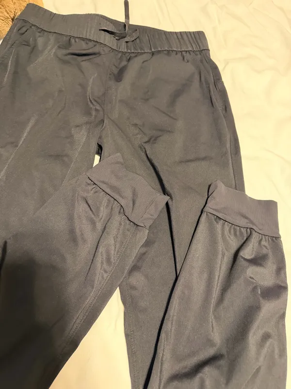 Lululemon On The Fly Joggers Luxtreme - Image 9