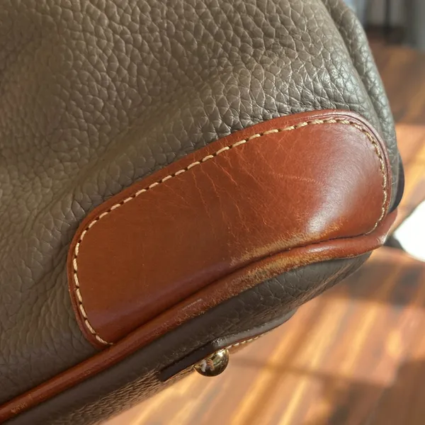 Dooney and Bourke Taupe Elephant Gray Pebbled Leather Shoulder Bag - Image 7