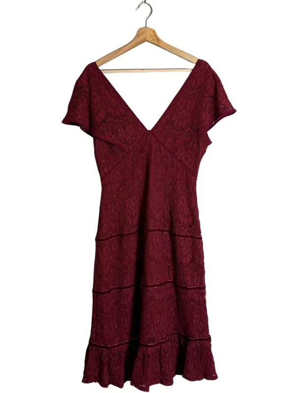 Foxiedox Anthropologie Clarinda Tiered Dress Women's Large Red Lace Formal Party - Image 4
