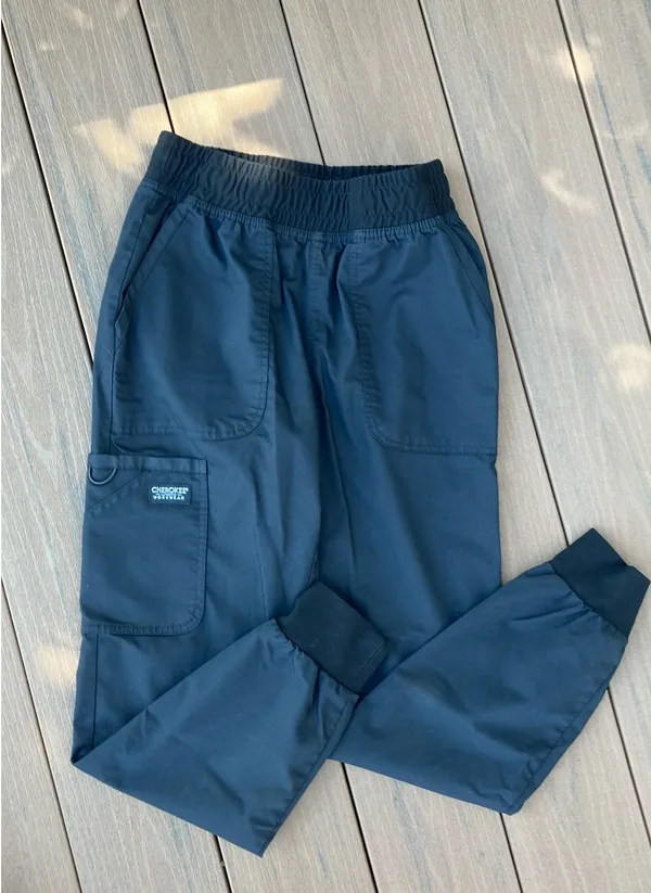 Cherokee Scrub Set XS - Image 3