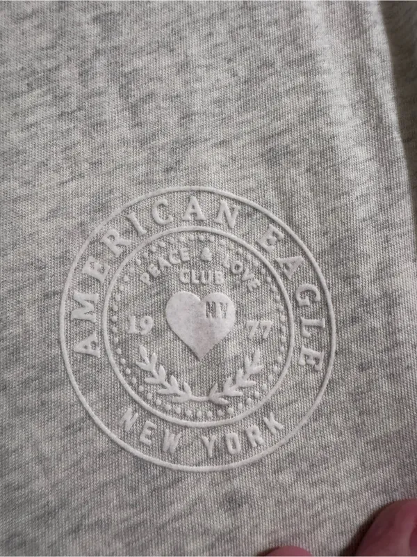 NWOT American Eagle Outfitters Light Gray Short Sleeve Crew Tee - Image 2