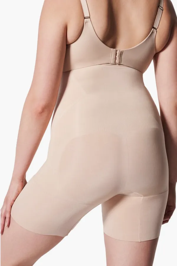 Spanx Sculpt OnCore High Waist Mid Thigh Shorts - Image 5