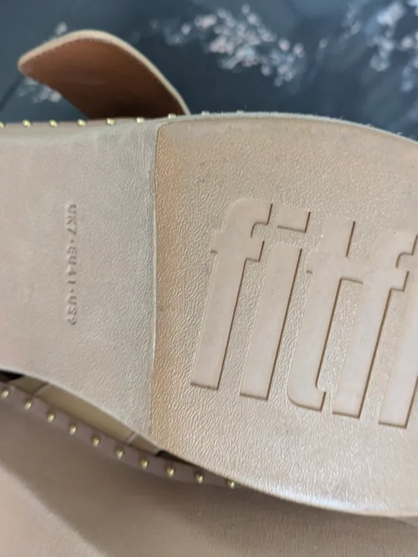 Fitflop Leather Buckle Slides Size 9 - Image 7