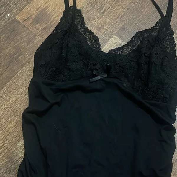 SHEIN Lace Black Tank Top - Image 3