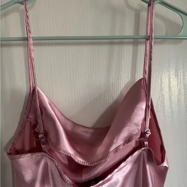 Elegant Pink Satin Dress - Image 5