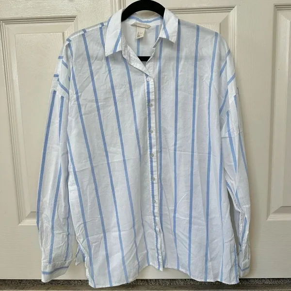 H & M blue and white striped long sleeved button down shirt - Image 2