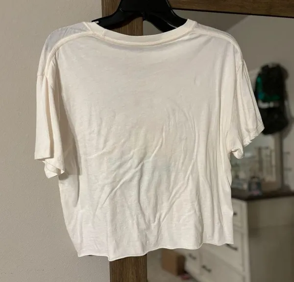 Grayson Threads Cream cropped tee - Image 3
