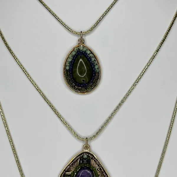 Chico's Layered Gold Tone Necklace Stone Cabochon Pendants ✨ - Image 5