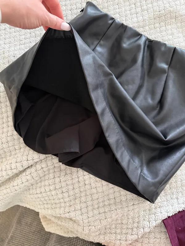 Abercrombie Skirt Black Leather - Image 4