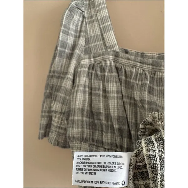Universal Thread Cotton Square Neck Smocked Puff Sleeve Top Size Medium Gingham - Image 6