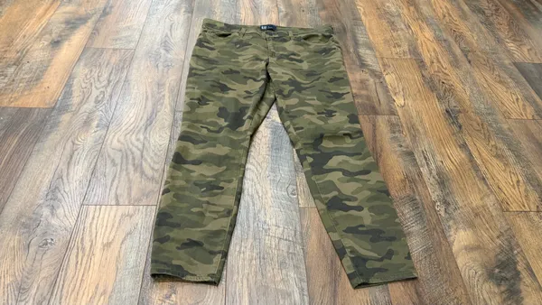 GAP Legging Skimmer Camo Skinny Jeans Women's Size 14 / 32, Green Khaki - Image 2