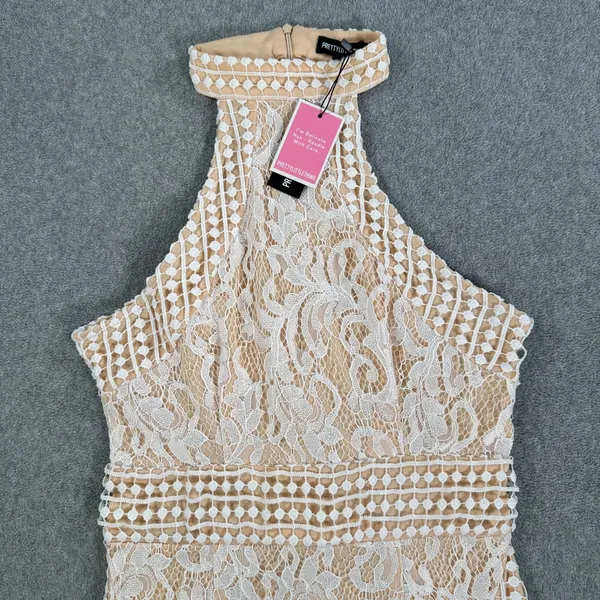 PrettyLittleThing Women's 6 White Lace High Neck Crochet Bodycon Dress New - Image 2