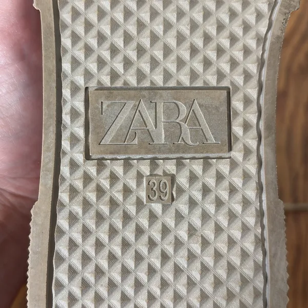 Zara Taupe Suede Faux Fur Trim High Top Platform Sneakers EU 39 US 8 Chunky‎ - Image 10