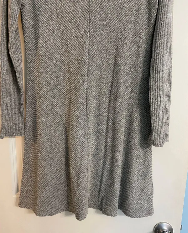 H&M Grey Ribbed Mini Sweater Dress - Image 3
