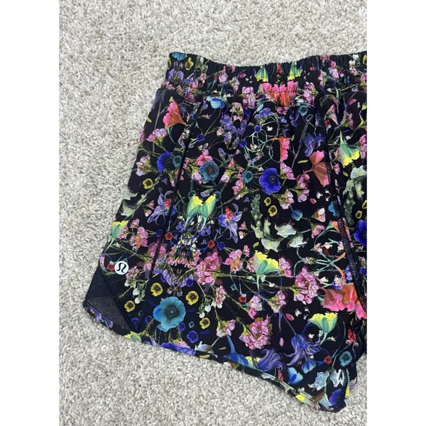 Lululemon Hotty Hot Reflective Shorts Flowerscope Colorful Floral Running Sz 6 - Image 6