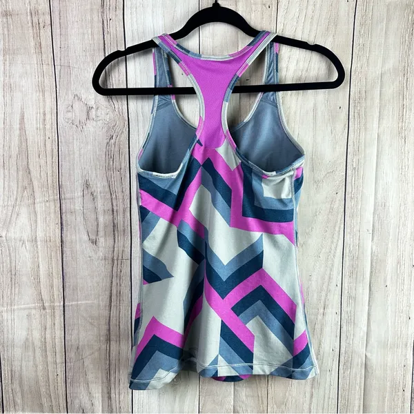 Nike Dri-fit Slim Fit Pink and Gray Chevron Racerback Tank Top - Image 6