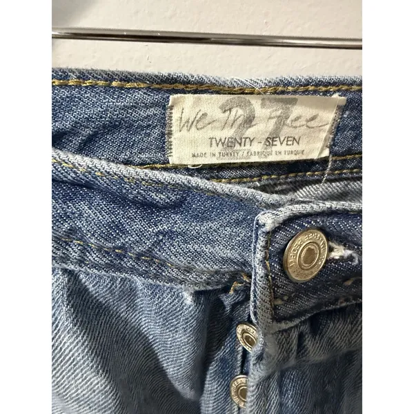 Free People We The Free Maggie Heavily Distressed Crop Jeans Size 27 Frayed Hem - Image 3