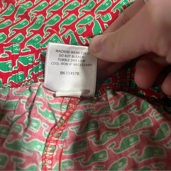 Vineyard vines Red Green Whale Print PJ’s Bottom; Medium - Image 3