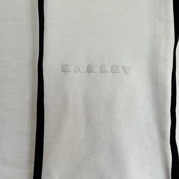Oakley Womens Mint Green Cropped Hoodie Back Cutout Thumbholes XL Performance‎ - Image 2