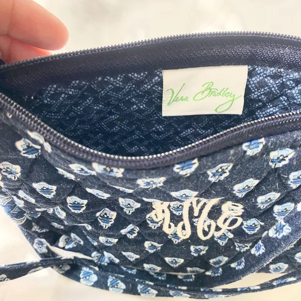 Vera Bradley quilted shoulder / crossbody bag Nantucket Navy pattern Monogram - Image 4