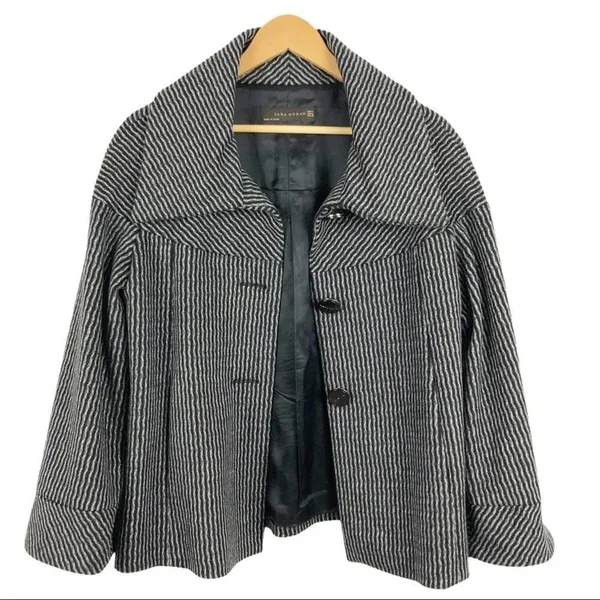 Zara wool retro jacket with big buttons gray and black pattern, wide sleeves M - Image 2