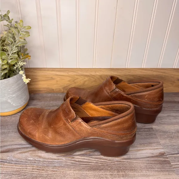 Ariat Womens Leather Professional Brown Clogs Slip On Round Toe Non Slip Size 8 - Image 9