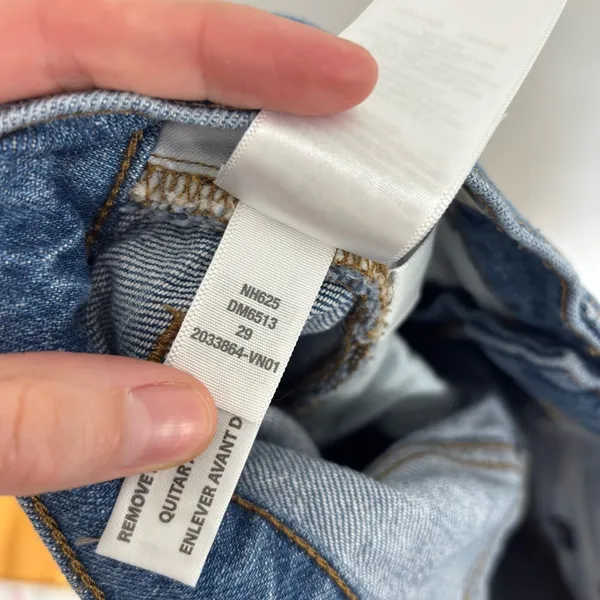 Madewell The Perfect Vintage Jean in Earlside Wash: Raw-Hem Edition - Size 29 - Image 8