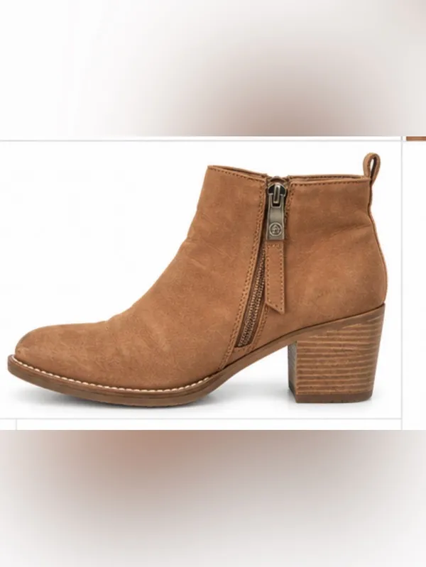 Blondo Waterproof Suede Ankle Booties 8M - Image 3