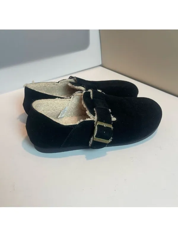 CUSHIONAIRE Women's Nest Genuine Suede Slip-On Shoe Faux Shearling & Buckle 7.5 - Image 2