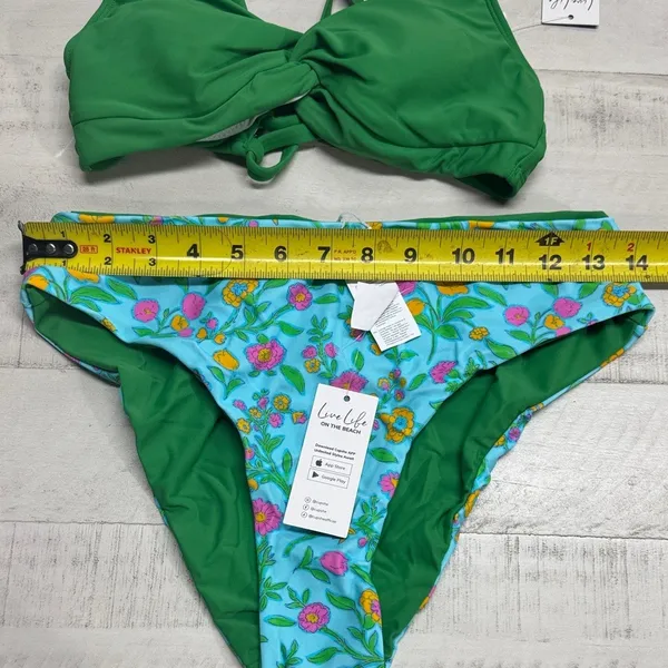 Cupshe Colorful Garden Bikini Top & Reversible Bottoms Set - Image 4