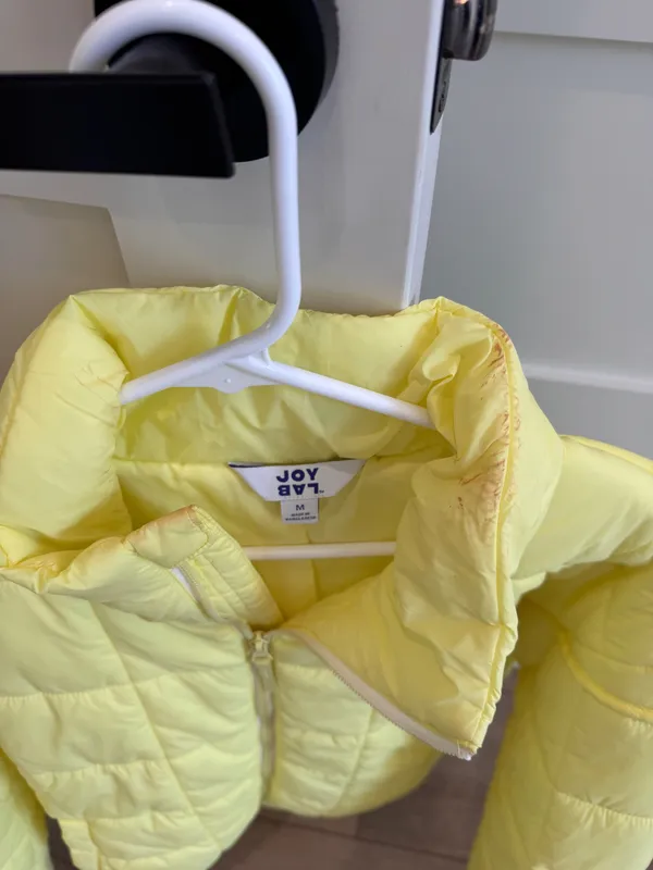 Target Yellow JoyLab Quilted Puffer Jacket Medium - Image 4