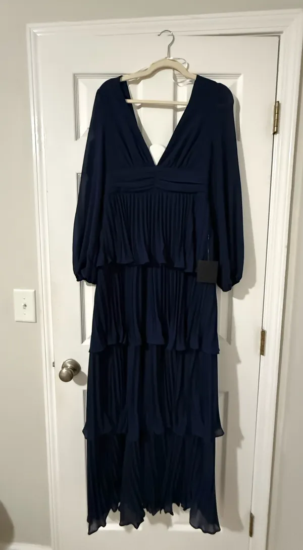 Lulus Dress - Image 5