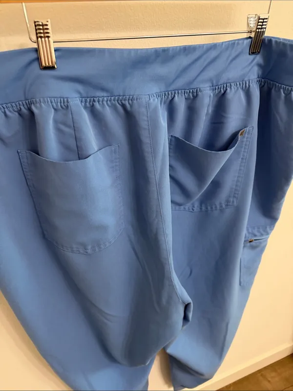 Figs Women’s 4X  Light Blue Drawstring technical collection scrub pant Joggers - Image 5