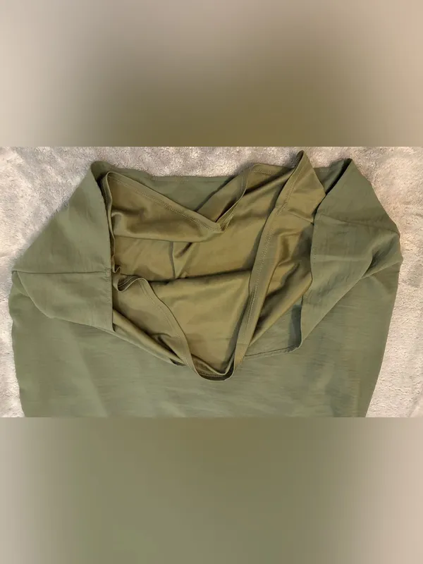 Entro Women’s Olive Green Ruffle Shoulder Dress Size Small - Image 5