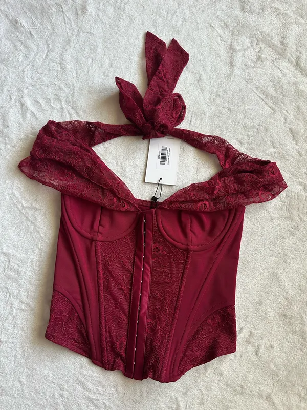 Outcast Clothing Philippa Top Deep Red - Image 6