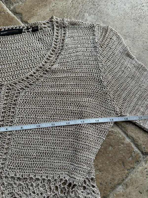 ✨BCBG crochet top - Image 4