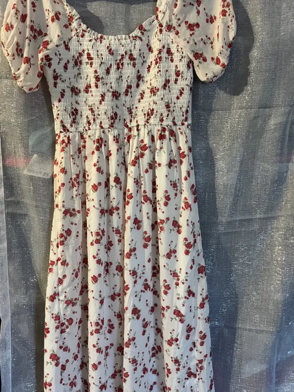 Hollister White Midi Dress with Pink Floral Print - Image 9
