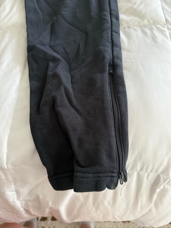 Adidas Sweatpants Black - Image 4