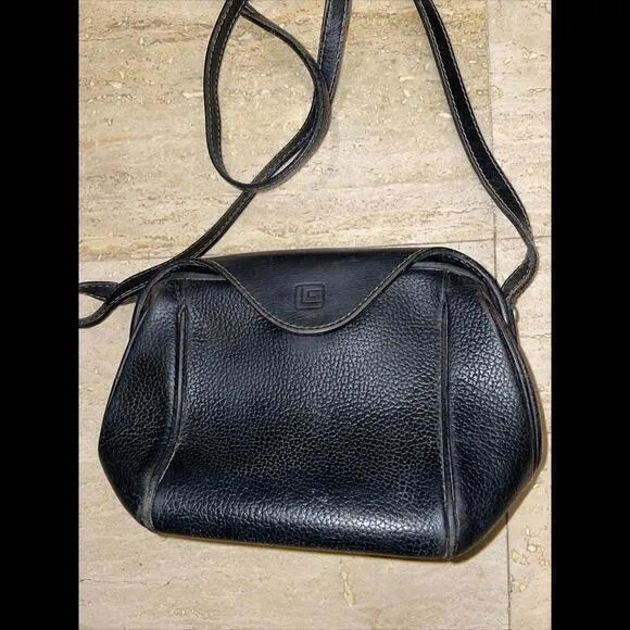 Vtg ‎ Guy Laroche Paris shoulder Crossbody Leather Purse Black 9”x6”x4” - Image 2