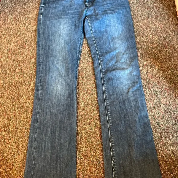 ‎DL1961 jeans 28 - Image 4
