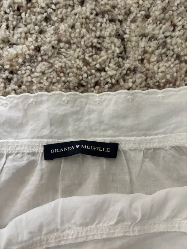 Brandy Melville White Top - Image 2
