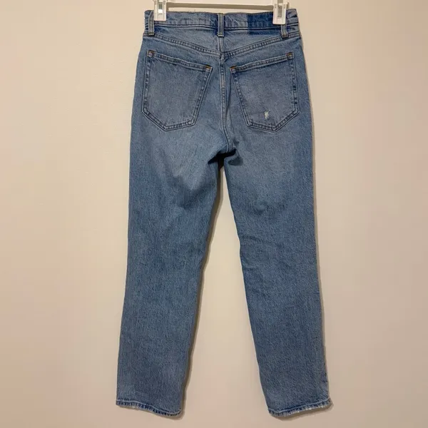 Abercrombie & Fitch The 90s Straight Utra High Rise Size 26 / 2 Short - Image 6