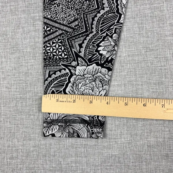Lululemon Leggings Womens 4 Black Floral Geometric High Rise Ankle Yoga Pants - Image 6