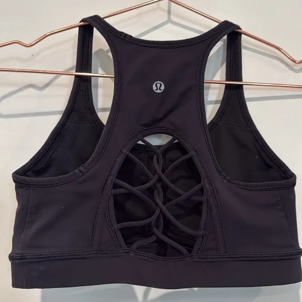 Lululemon black sports bra. - Image 6
