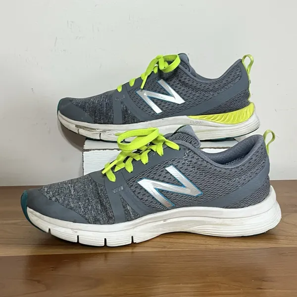 New Balance 715‎ Women's Gray Cross Training Shoes Size 9 Athletic Athleisure - Image 2
