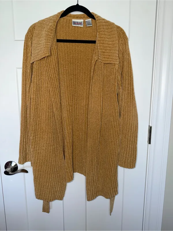 Bill Blass Jeans Camel Brown Ribbed Belted Cardigan - Image 3