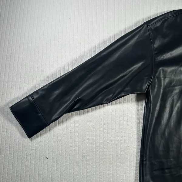 Abercrombie & Fitch Oversized Black Vegan Faux Leather Shirt Jacket Womens Large - Image 8
